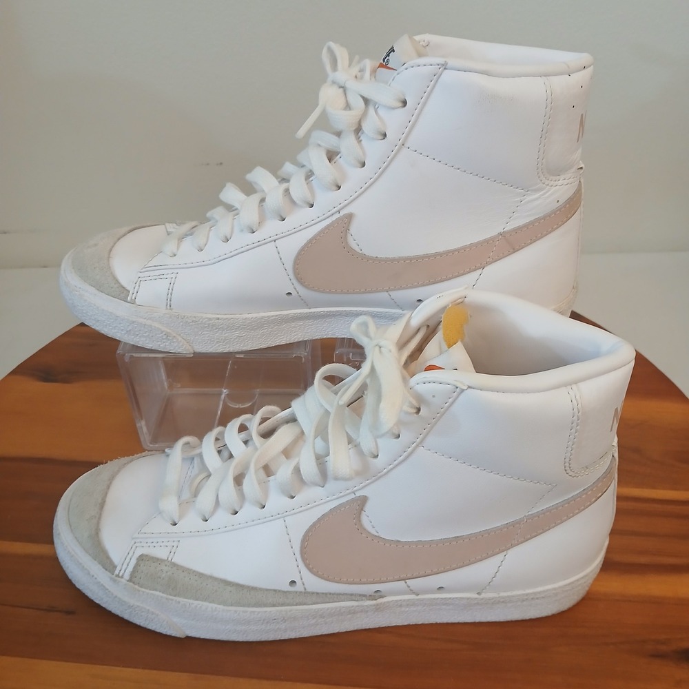 Nike Blazer Mid 77 Women 7.5 White Casual Shoes Sneakers CZ1055-118